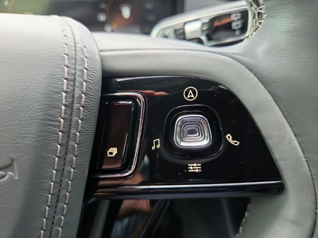 Used 2020 Lincoln Aviator Reserve w/ Equipment Group 201A AWD/4WD image 9