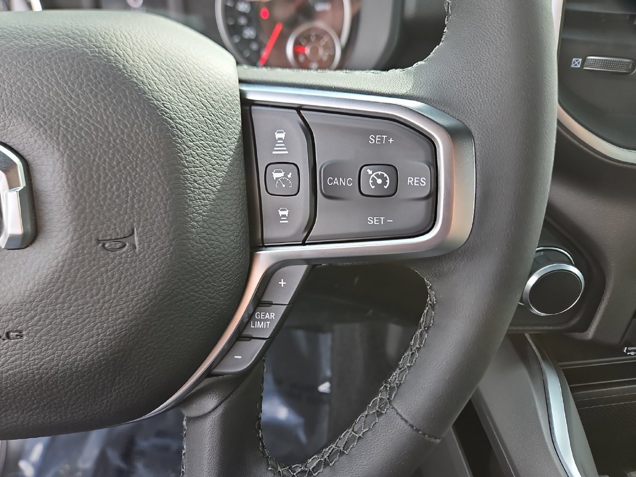 New 2026 RAM 1500 Big Horn AWD/4WD image 30