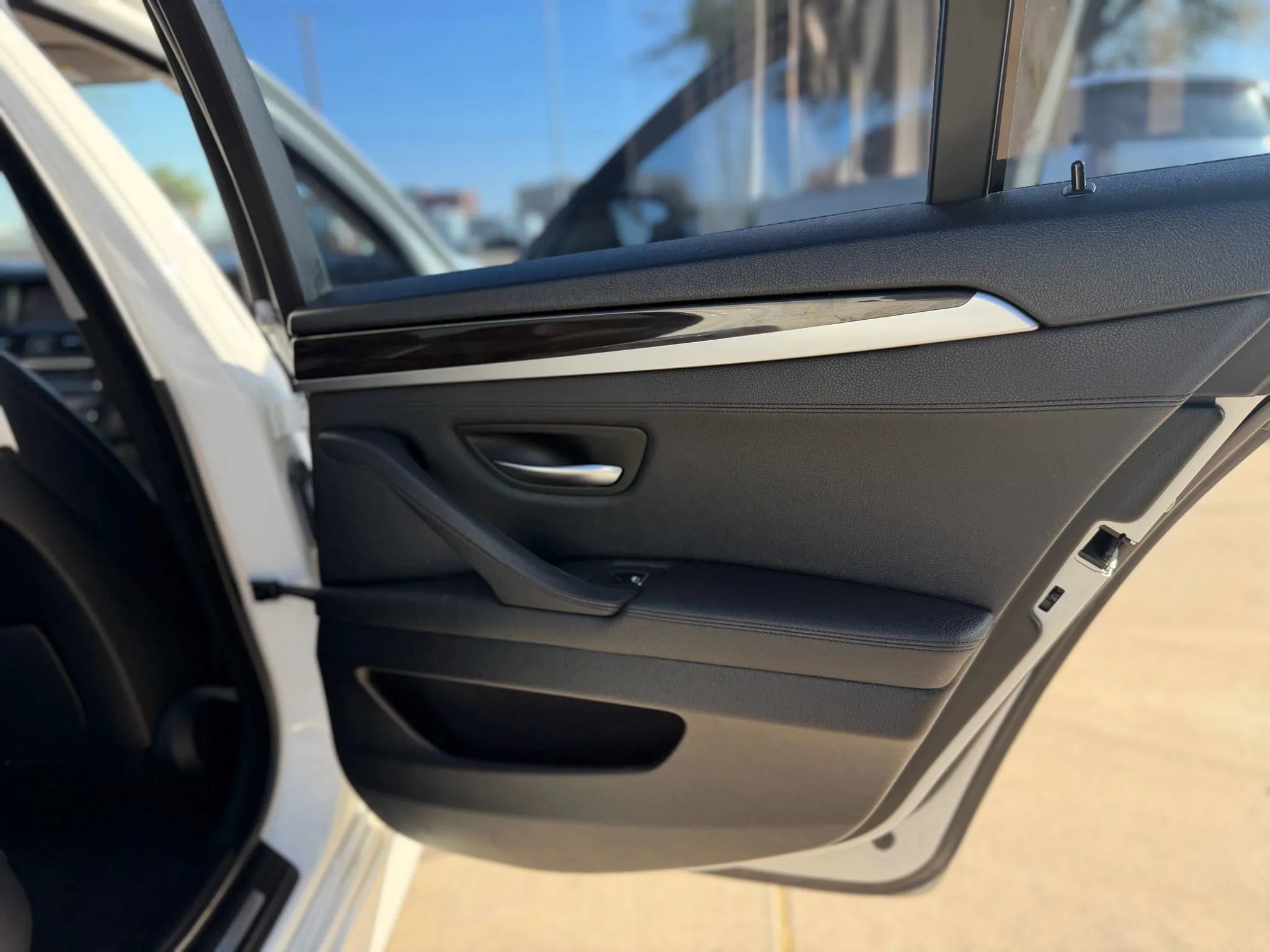 Used 2016 BMW 528i Sedan image 19