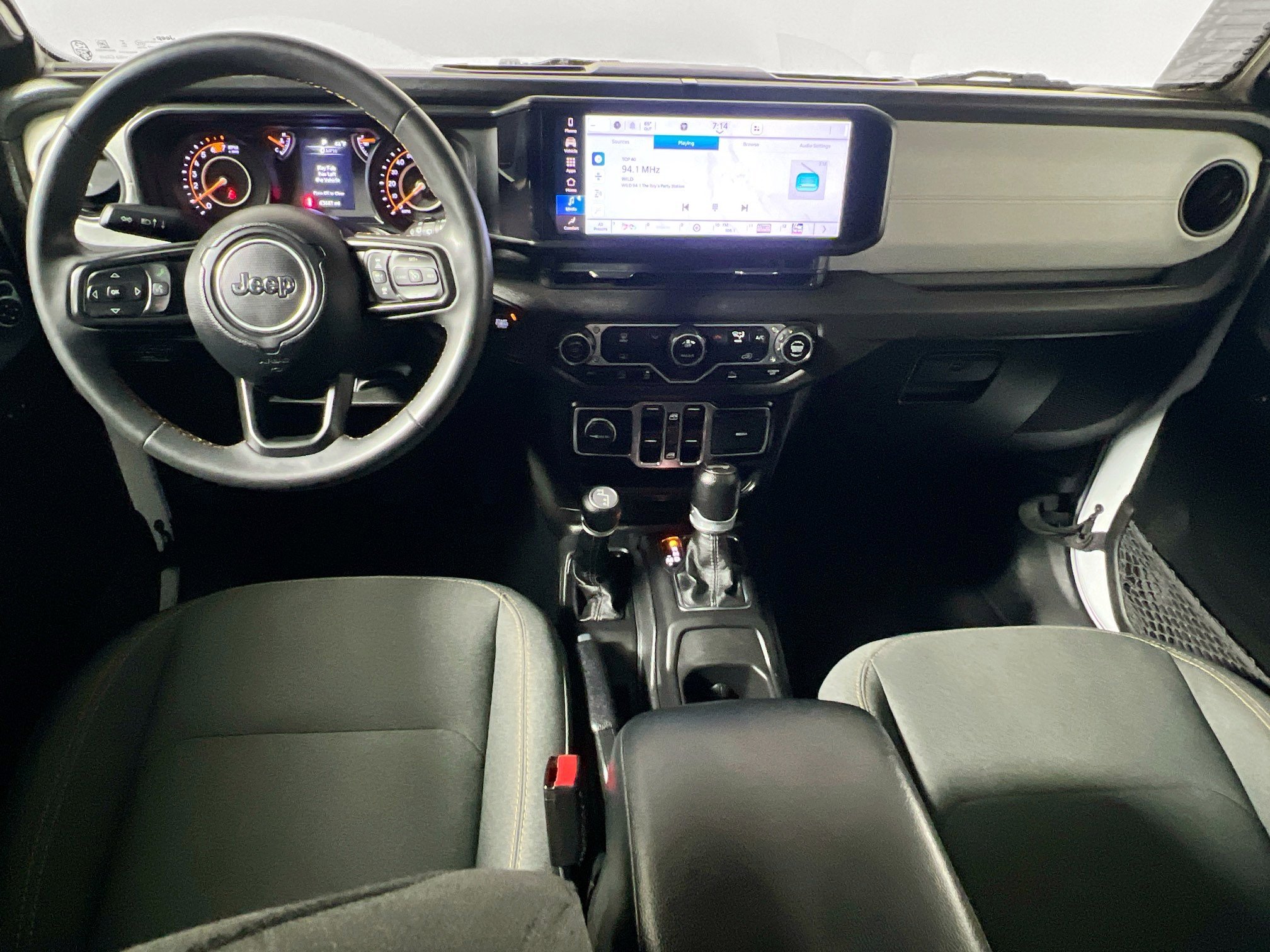 Used 2024 Jeep Wrangler Sport S AWD/4WD image 29