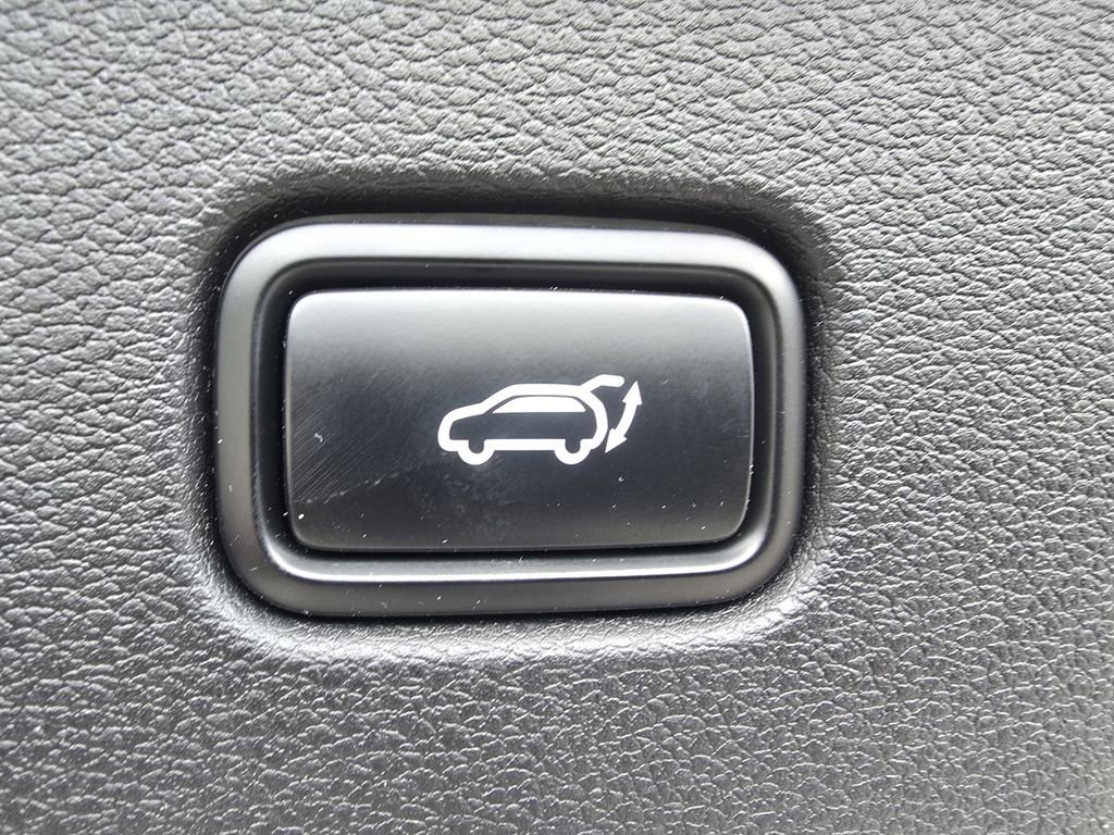 Used 2025 Kia Sportage X-Line w/ Premium Package AWD/4WD image 20