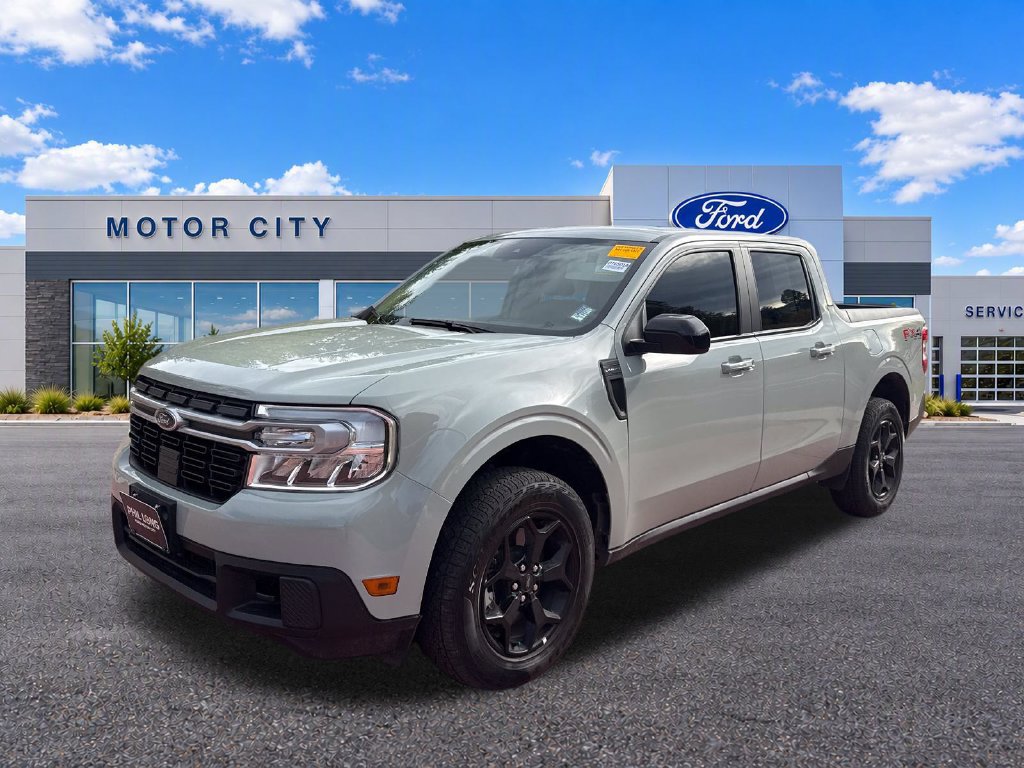 Used 2024 Ford Maverick Lariat w/ FX4 Off-Road Package AWD/4WD image 4