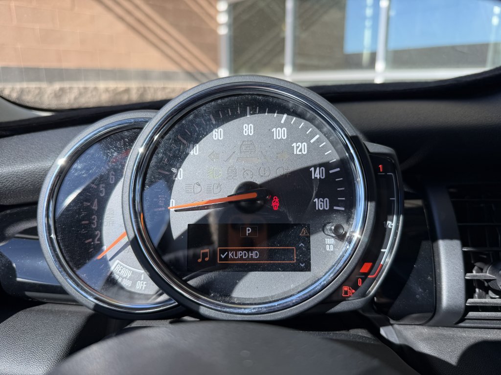 Used 2019 MINI Cooper S w/ Premium Package FWD image 17