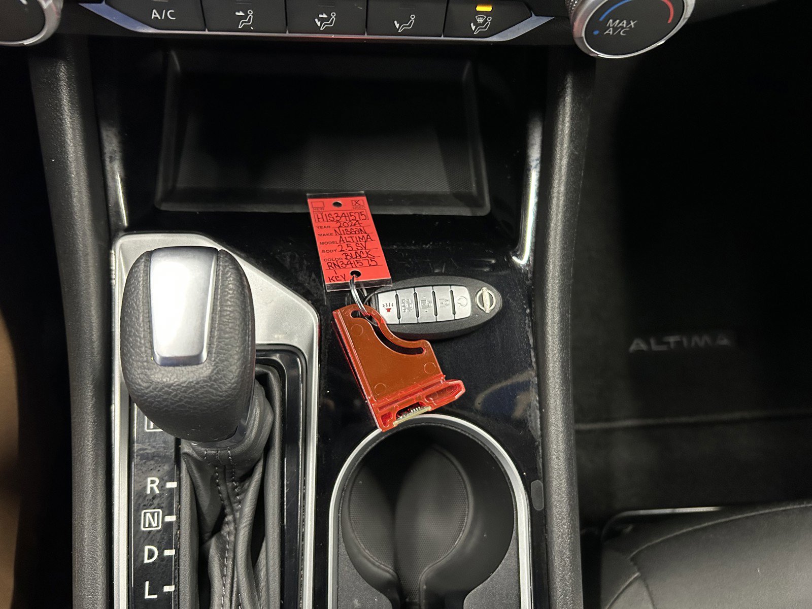 Used 2024 Nissan Altima 2.5 SV image 35