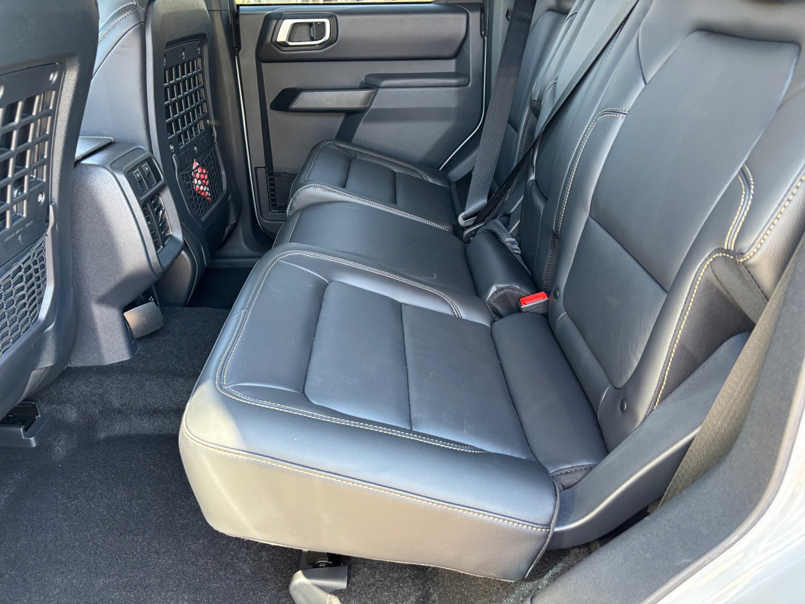 New 2026 Ford Bronco Badlands image 17