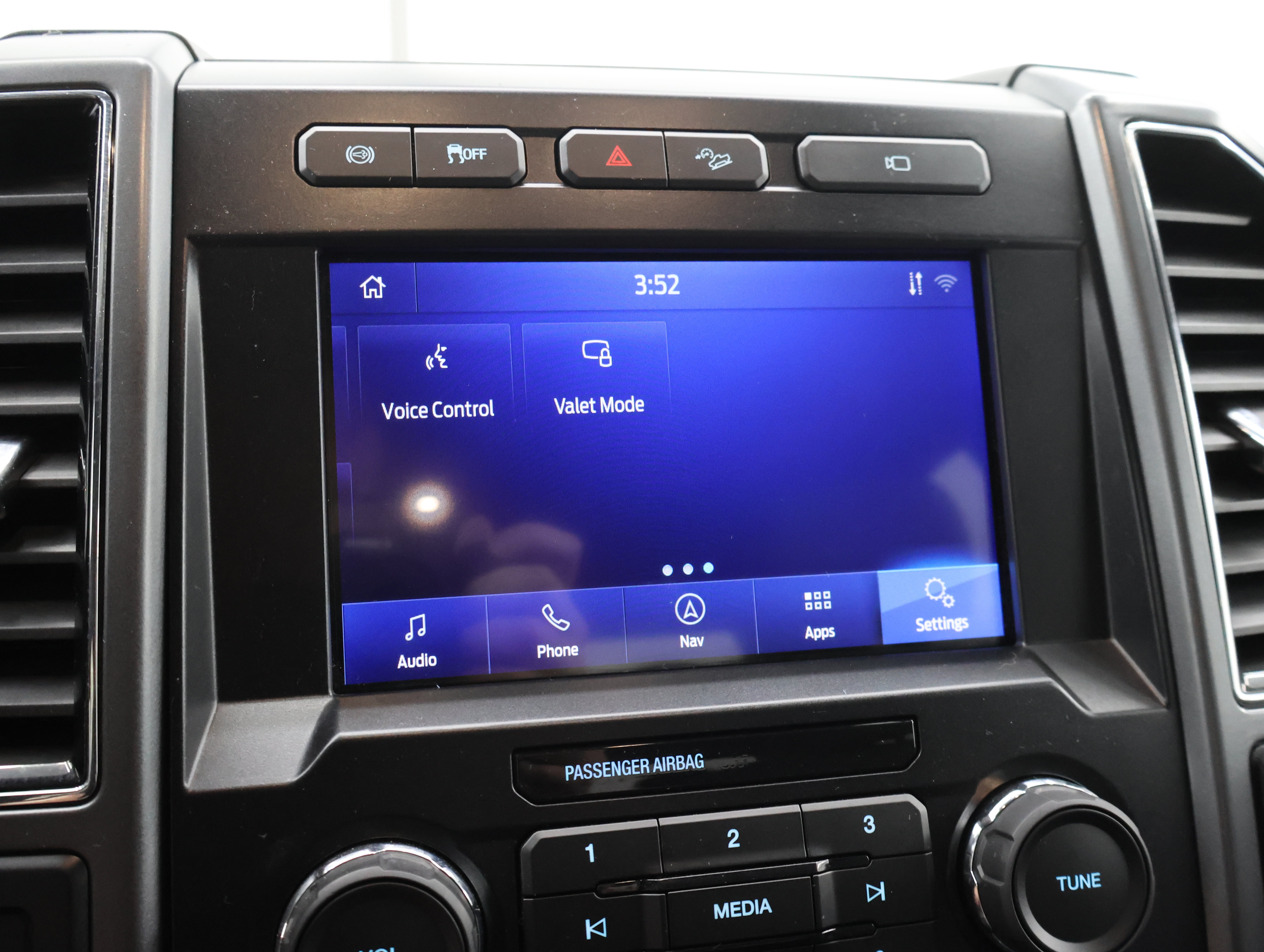 Used 2022 Ford F250 XLT w/ Black Appearance Package AWD/4WD image 57