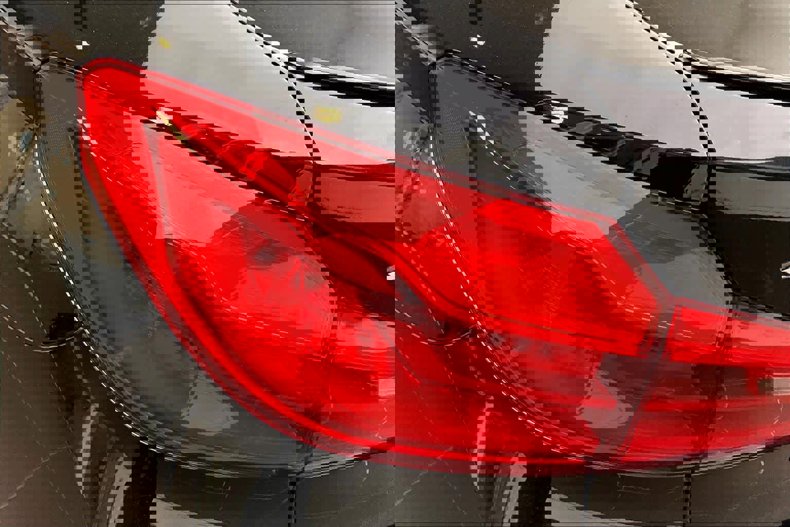 Used 2020 BMW M550i xDrive w/ Executive Package image 27