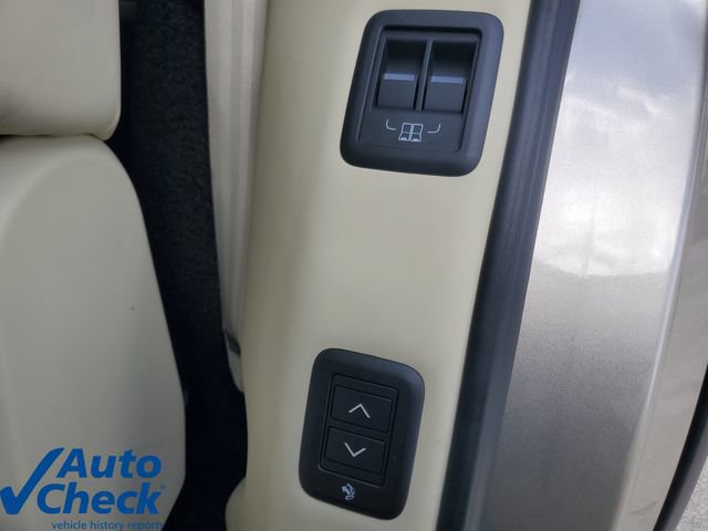 Used 2023 Land Rover Range Rover Long Wheelbase SE AWD/4WD image 12