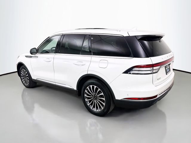 Used 2023 Lincoln Aviator Reserve w/ Equipment Group 201A image 5