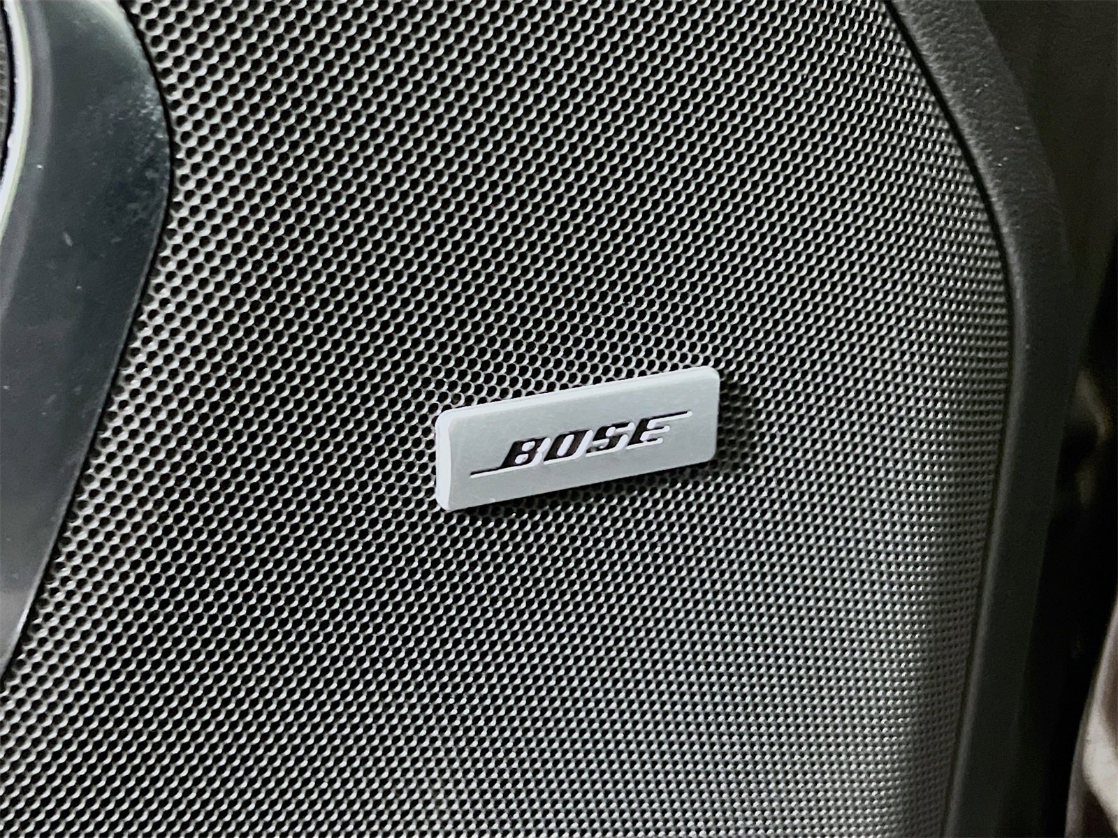 Used 2023 GMC Yukon XL SLT image 21