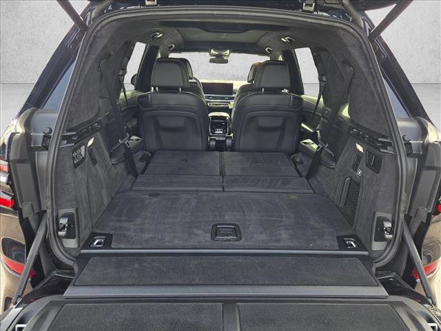 Certified 2025 BMW X7 xDrive40i w/ M Sport Package AWD/4WD image 6