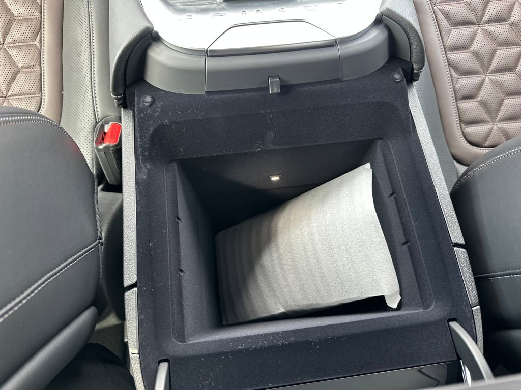 New 2026 Nissan Armada Platinum image 32