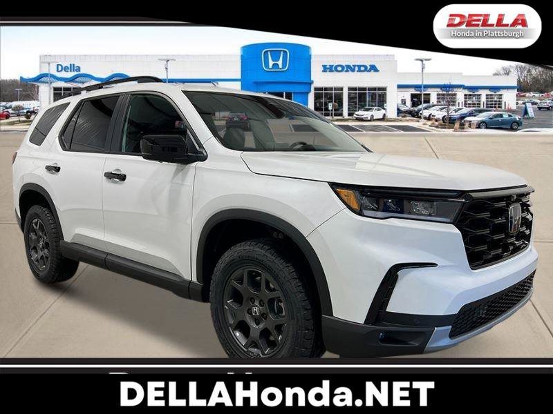 New 2025 Honda Pilot TrailSport