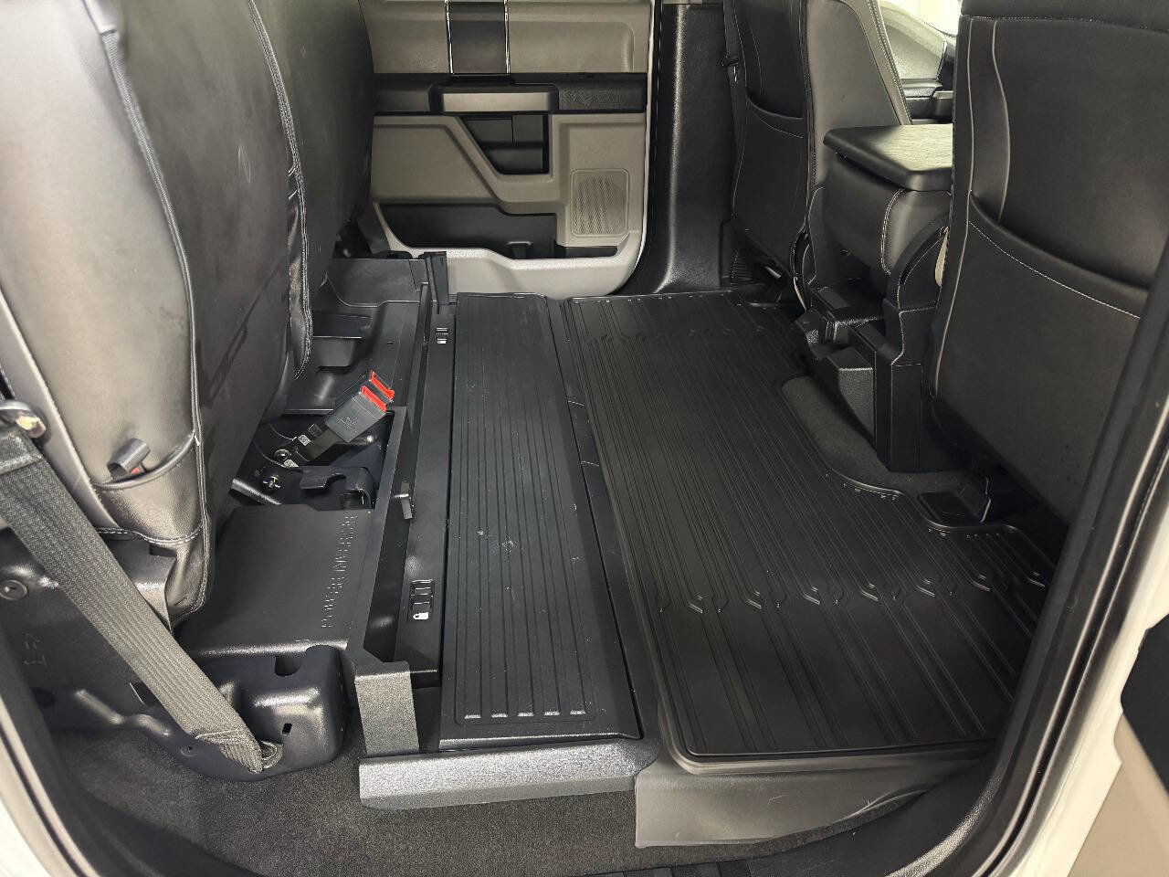 Used 2020 Ford F250 XLT image 41