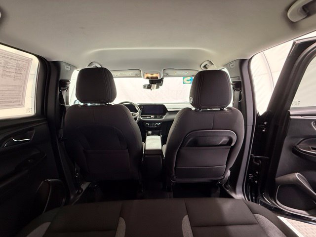 Used 2025 Chevrolet TrailBlazer LT AWD/4WD image 26