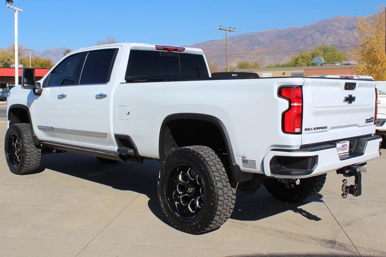 Used 2026 Chevrolet Silverado 3500 High Country w/ High Country Premium Package AWD/4WD image 40