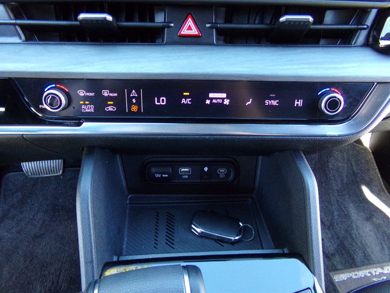 Used 2025 Kia Sportage X-Line AWD/4WD image 32