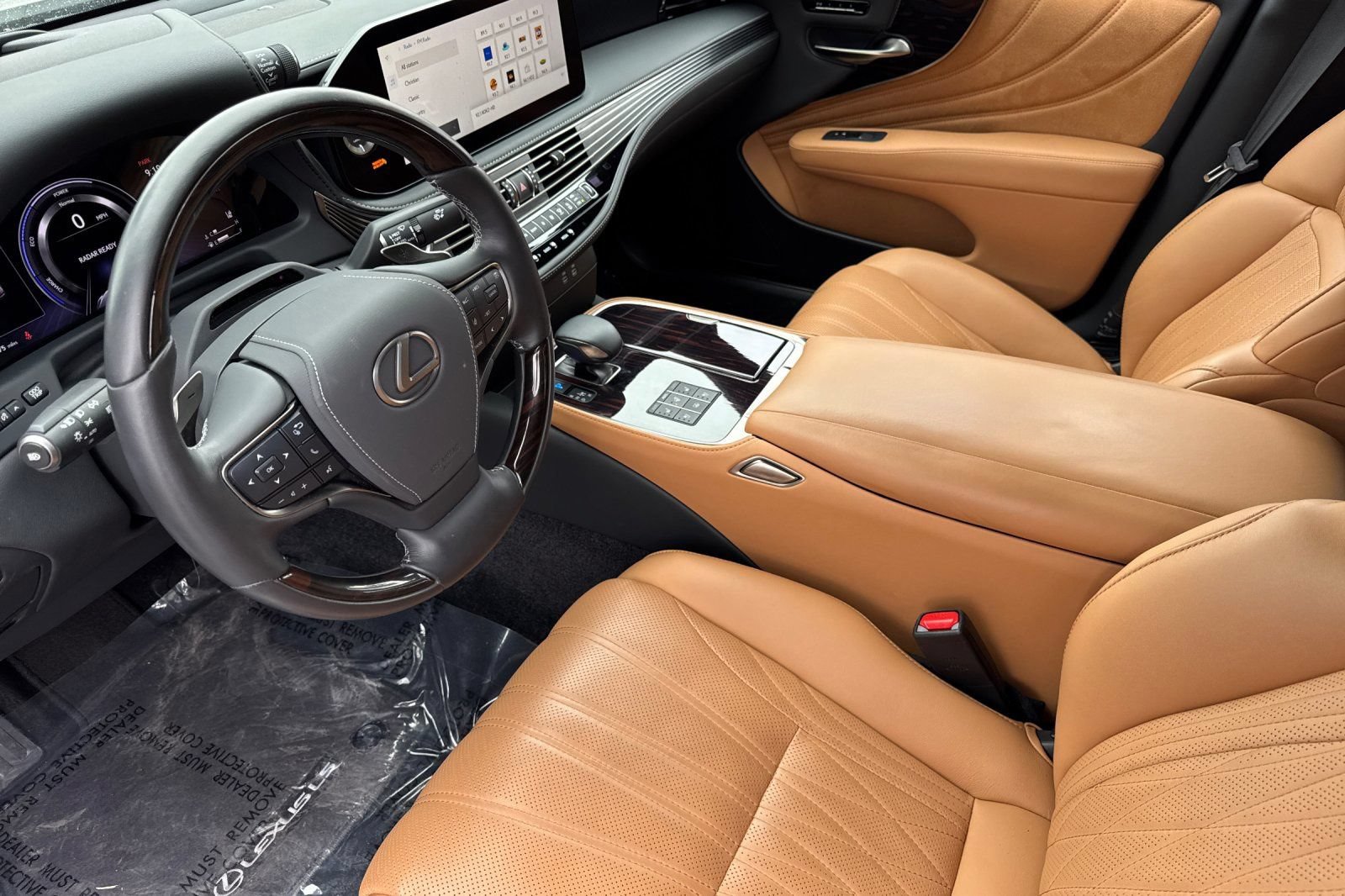 Certified 2023 Lexus LS 500h AWD w/ Luxury Package image 11