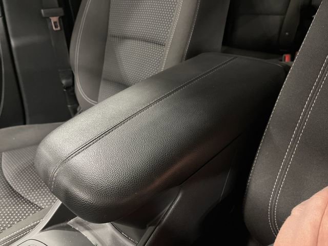 Used 2024 GMC Terrain SLE image 25