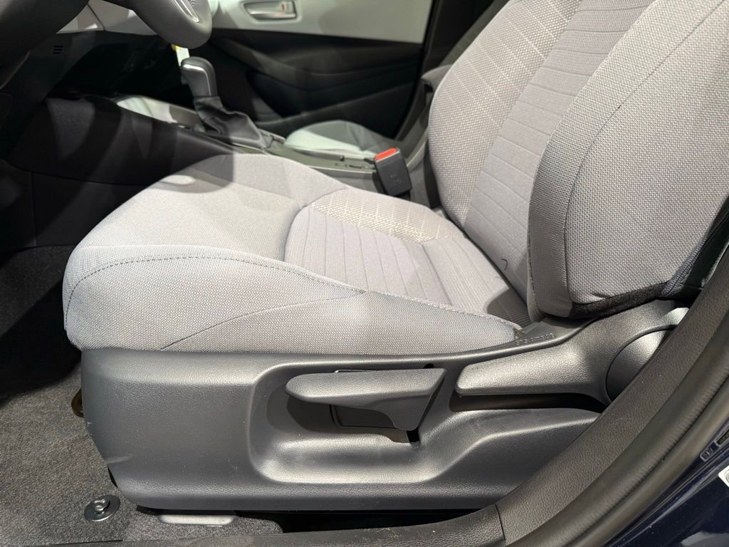 New 2026 Toyota Corolla SE FWD image 11