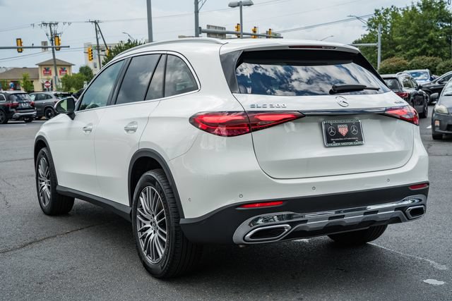 Used 2024 Mercedes-Benz GLC 300 4MATIC image 5