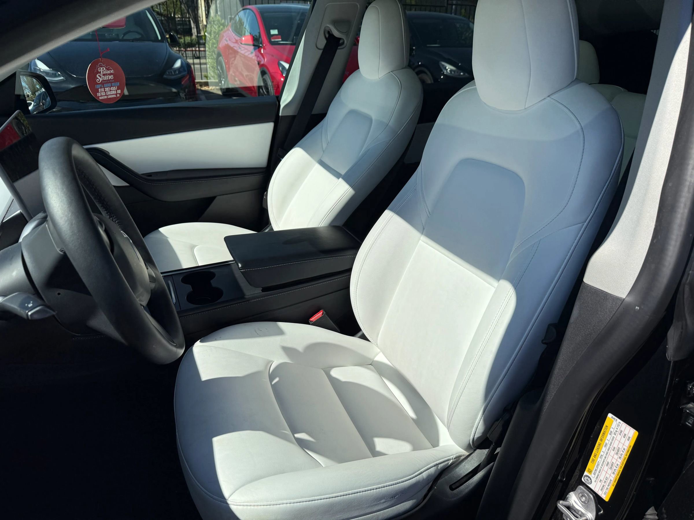 Used 2021 Tesla Model Y Long Range image 14