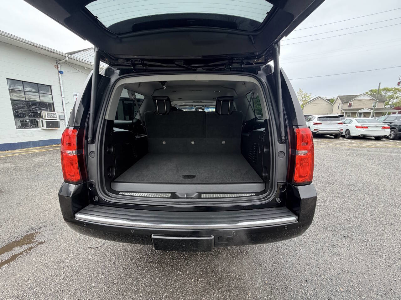 Used 2015 Chevrolet Suburban LTZ AWD/4WD image 26