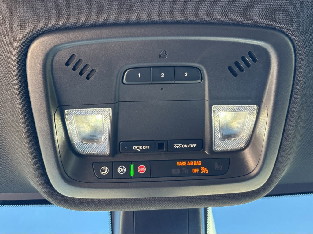 Used 2022 Chevrolet Traverse RS AWD/4WD image 28