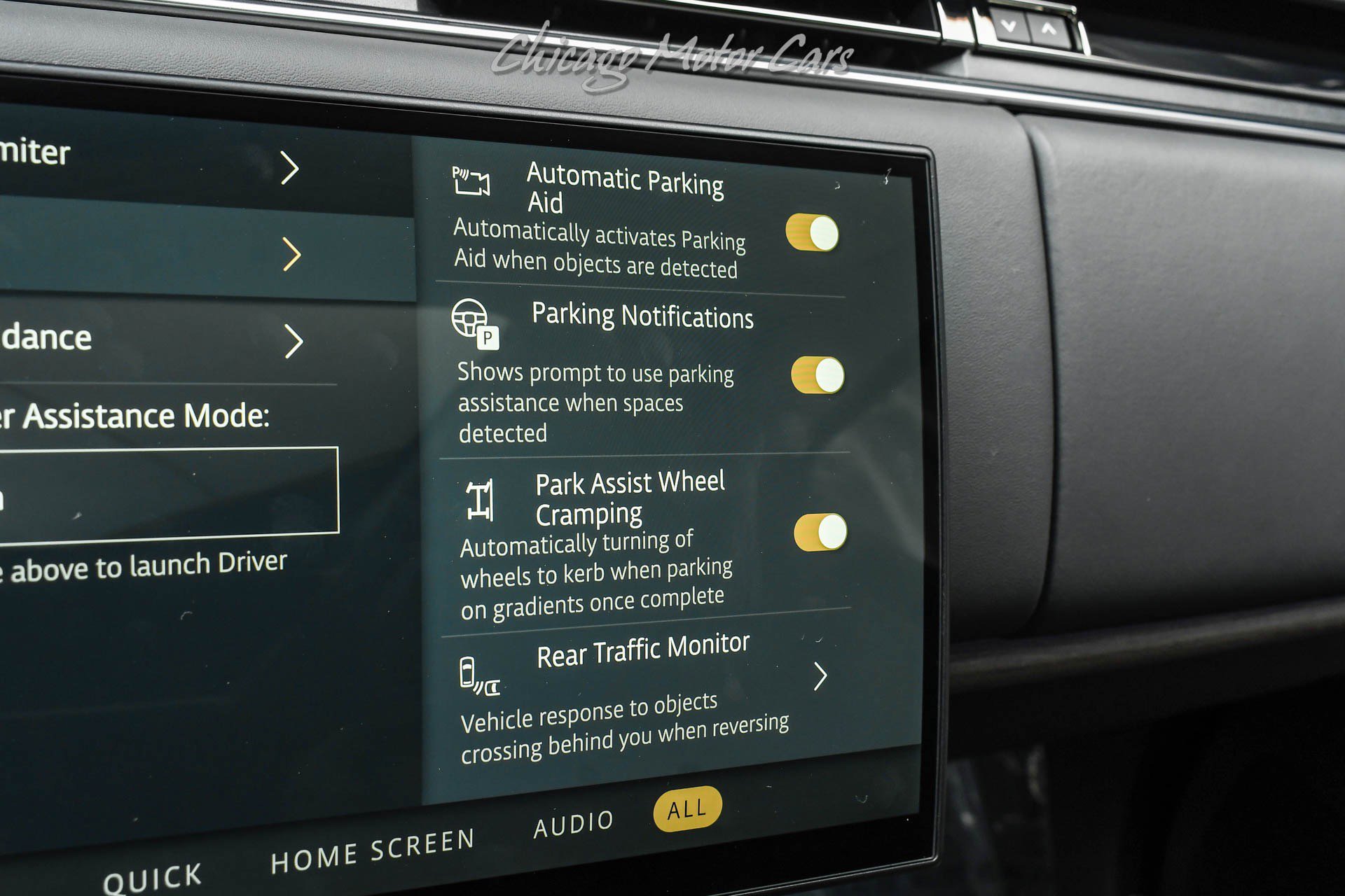 Used 2024 Land Rover Range Rover SE image 16