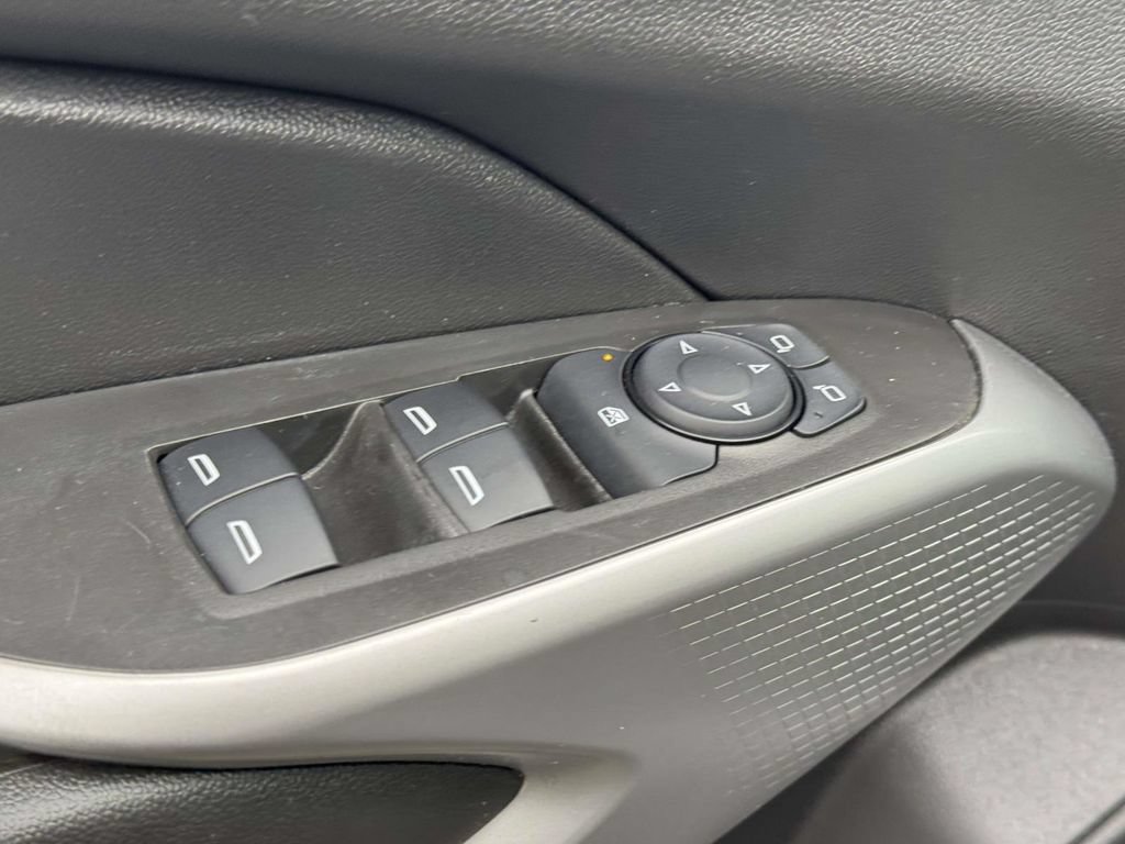 Used 2024 Chevrolet Trax LS w/ Driver Confidence Package FWD image 19