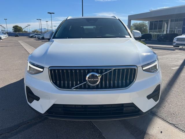 New 2025 Volvo XC40 B5 Core w/ Protection Package Premier image 9