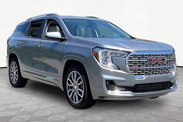 Used 2024 GMC Terrain Denali w/ Denali Premium Package AWD/4WD 360° Tour