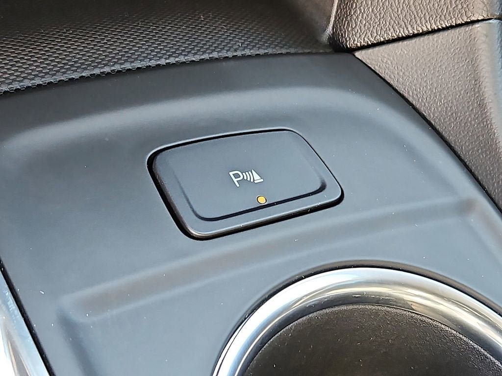 Certified 2024 Chevrolet Equinox LT FWD image 25