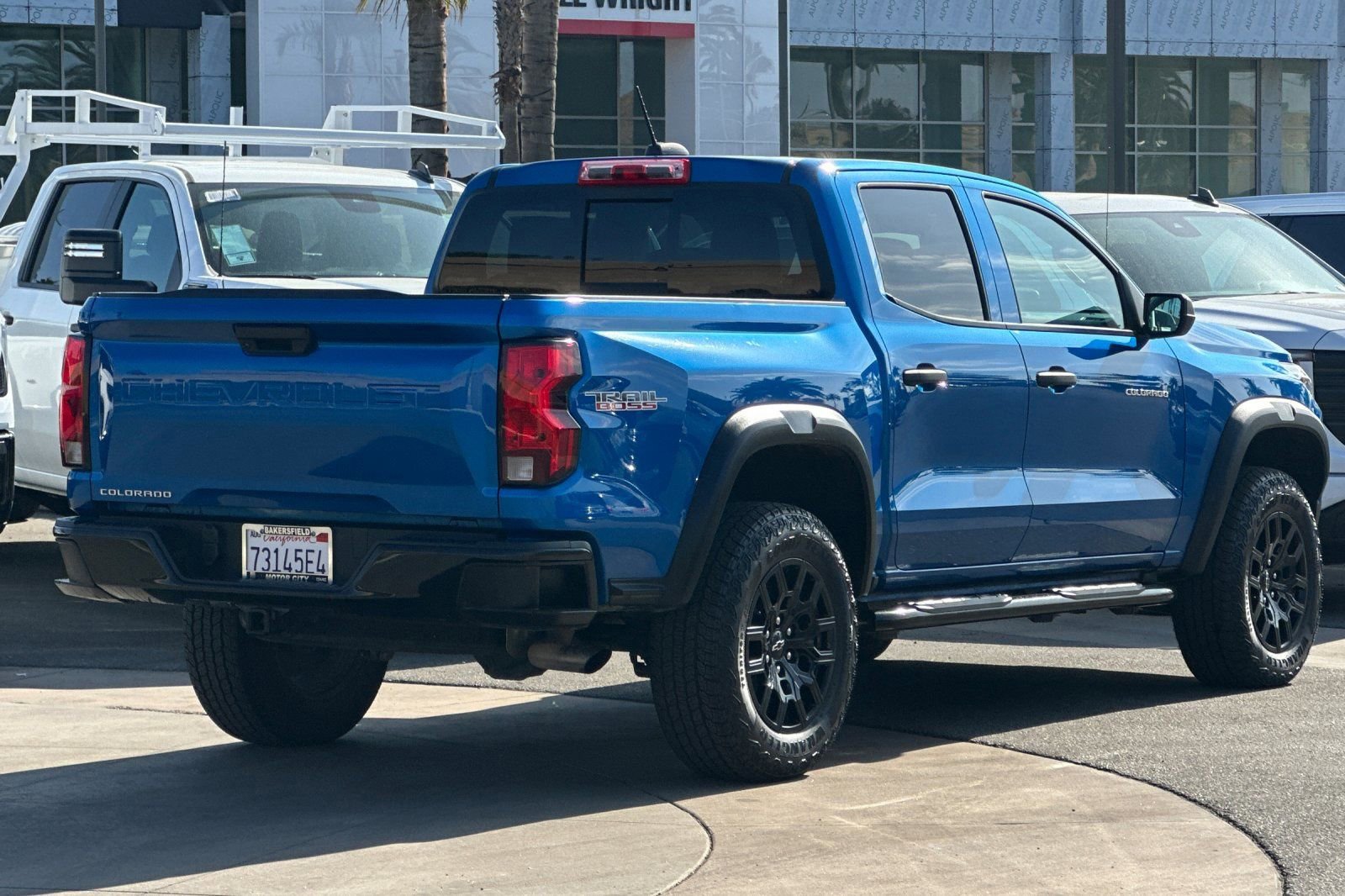 Used 2023 Chevrolet Colorado Trail Boss w/ Advanced Trailering Package AWD/4WD image 4