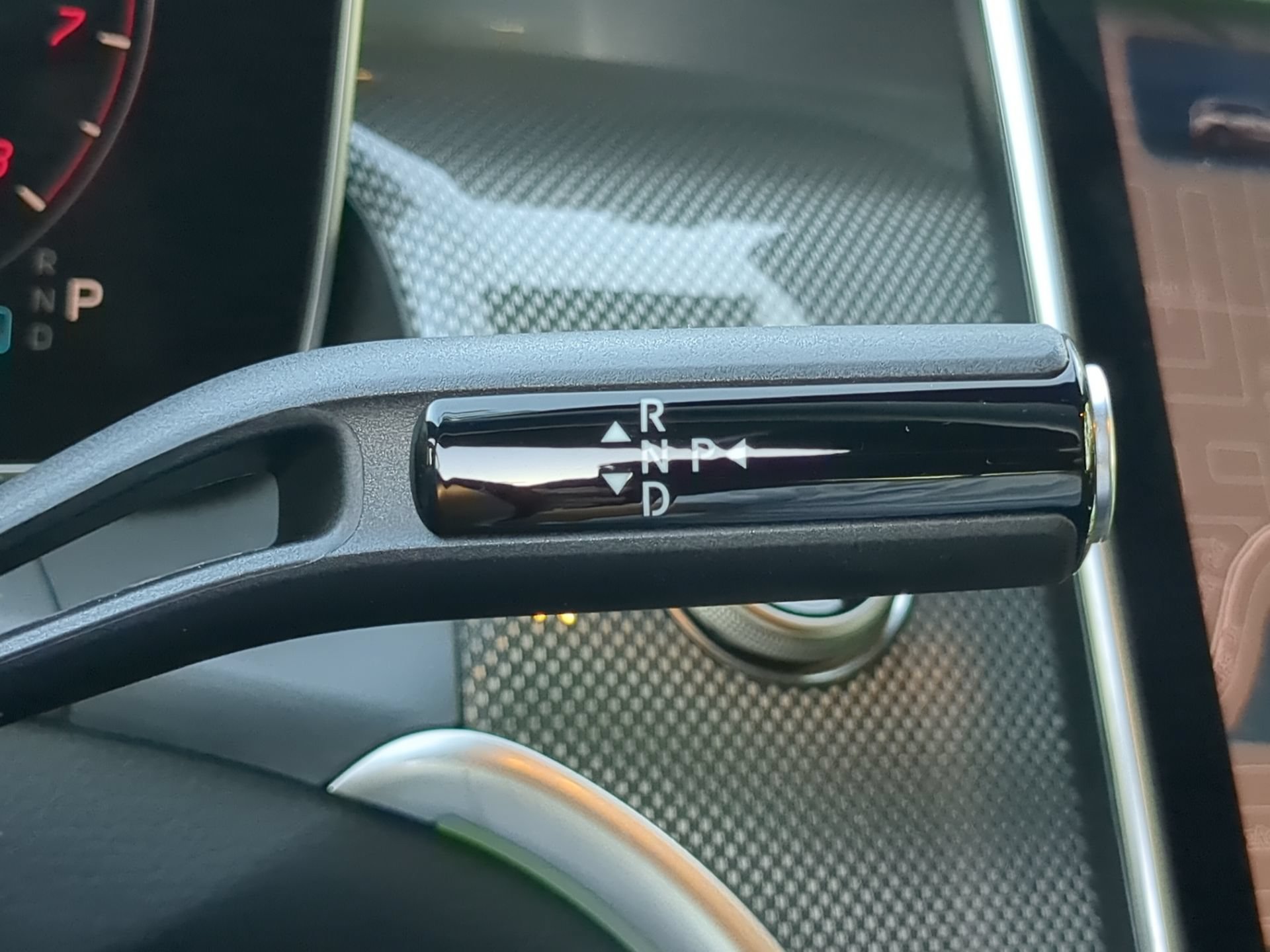 Used 2025 Mercedes-Benz GLC 300 image 63