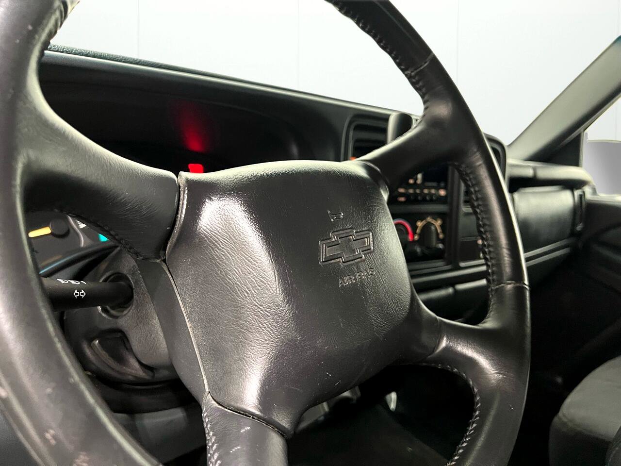 Used 2001 Chevrolet Silverado 2500 LS image 39