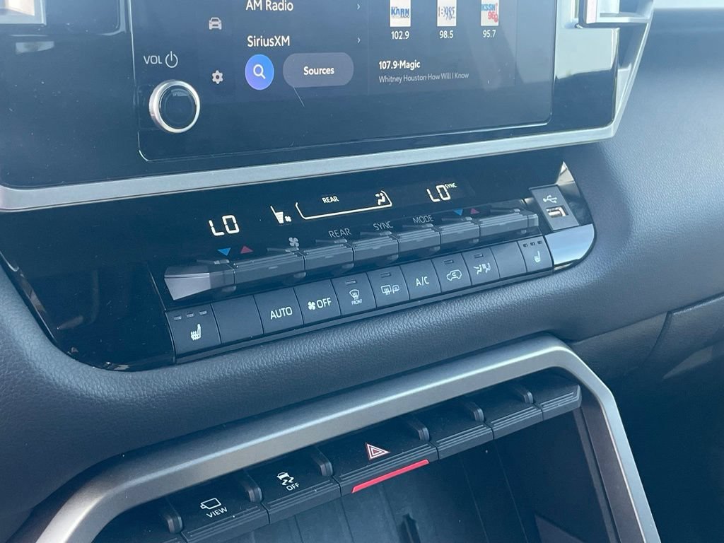 Used 2025 Toyota Sequoia SR5 AWD/4WD image 17