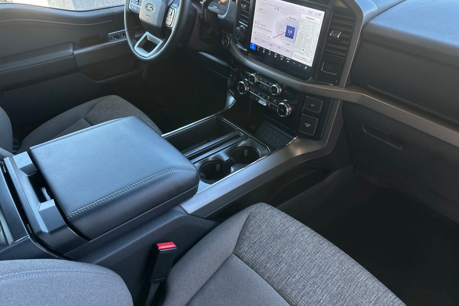 Used 2025 Ford F150 XLT w/ Equipment Group 302A MID image 15