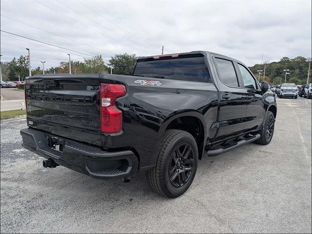 New 2026 Chevrolet Silverado 1500 Custom w/ LPO, Dark Essentials Package AWD/4WD image 5