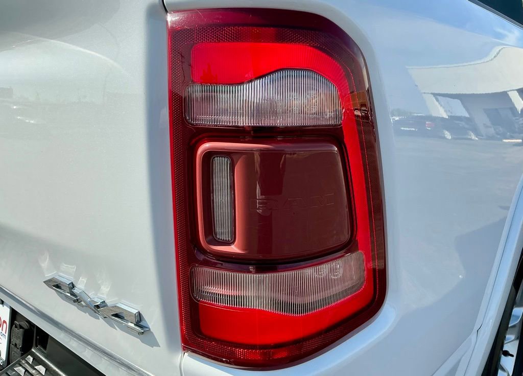 Used 2019 RAM 1500 Laramie image 15
