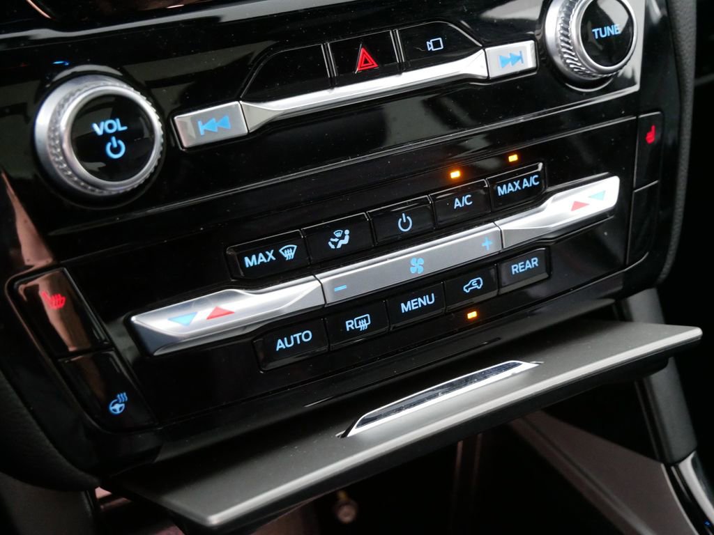 Used 2023 Ford Explorer ST-Line image 27