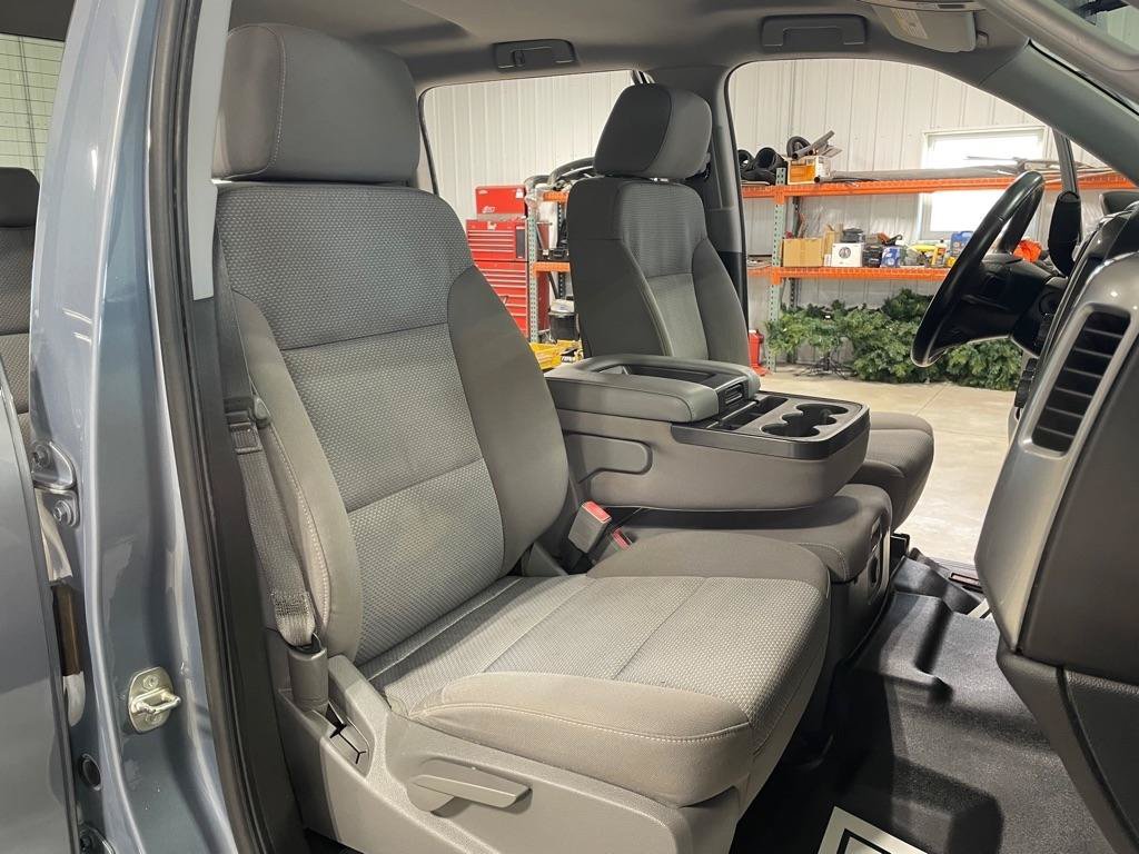Used 2015 Chevrolet Silverado 1500 LT w/ LT Convenience Package AWD/4WD image 22