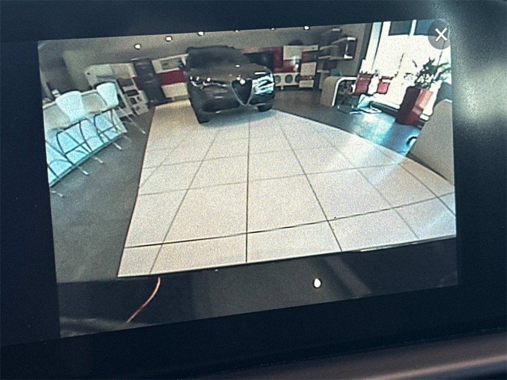 New 2025 Alfa Romeo Giulia AWD w/ Driving Assist Package image 18