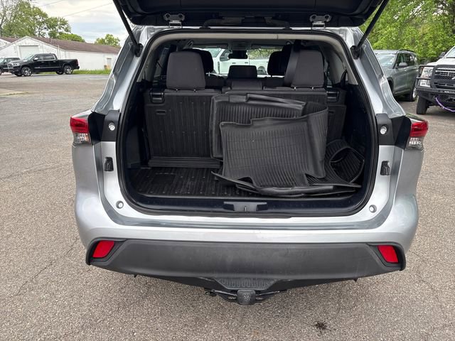Used 2021 Toyota Highlander L AWD/4WD image 22