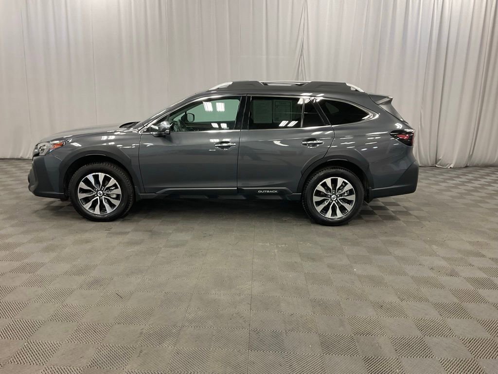 Used 2024 Subaru Outback Touring image 3