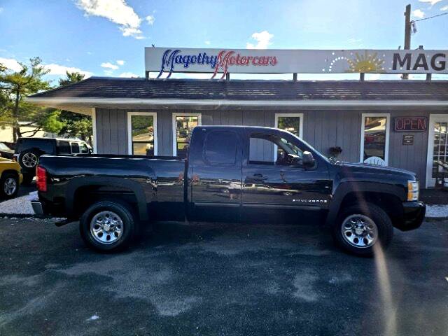 Used 2009 Chevrolet Silverado 1500 LT image 2