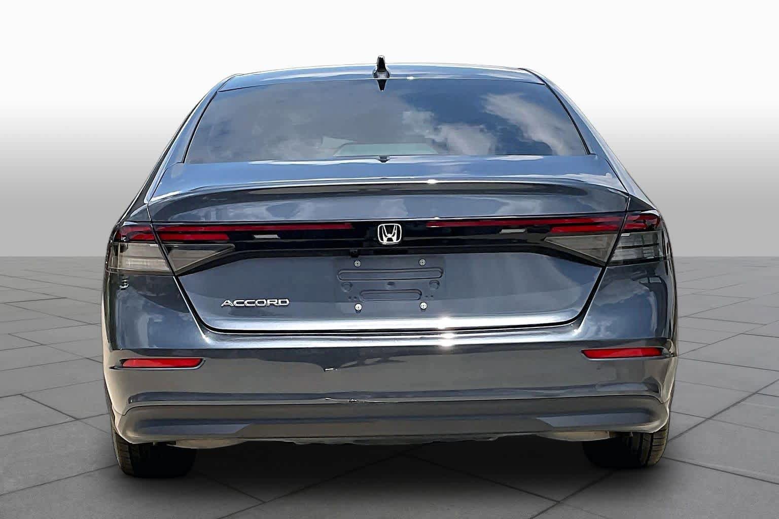 Used 2023 Honda Accord EX image 5
