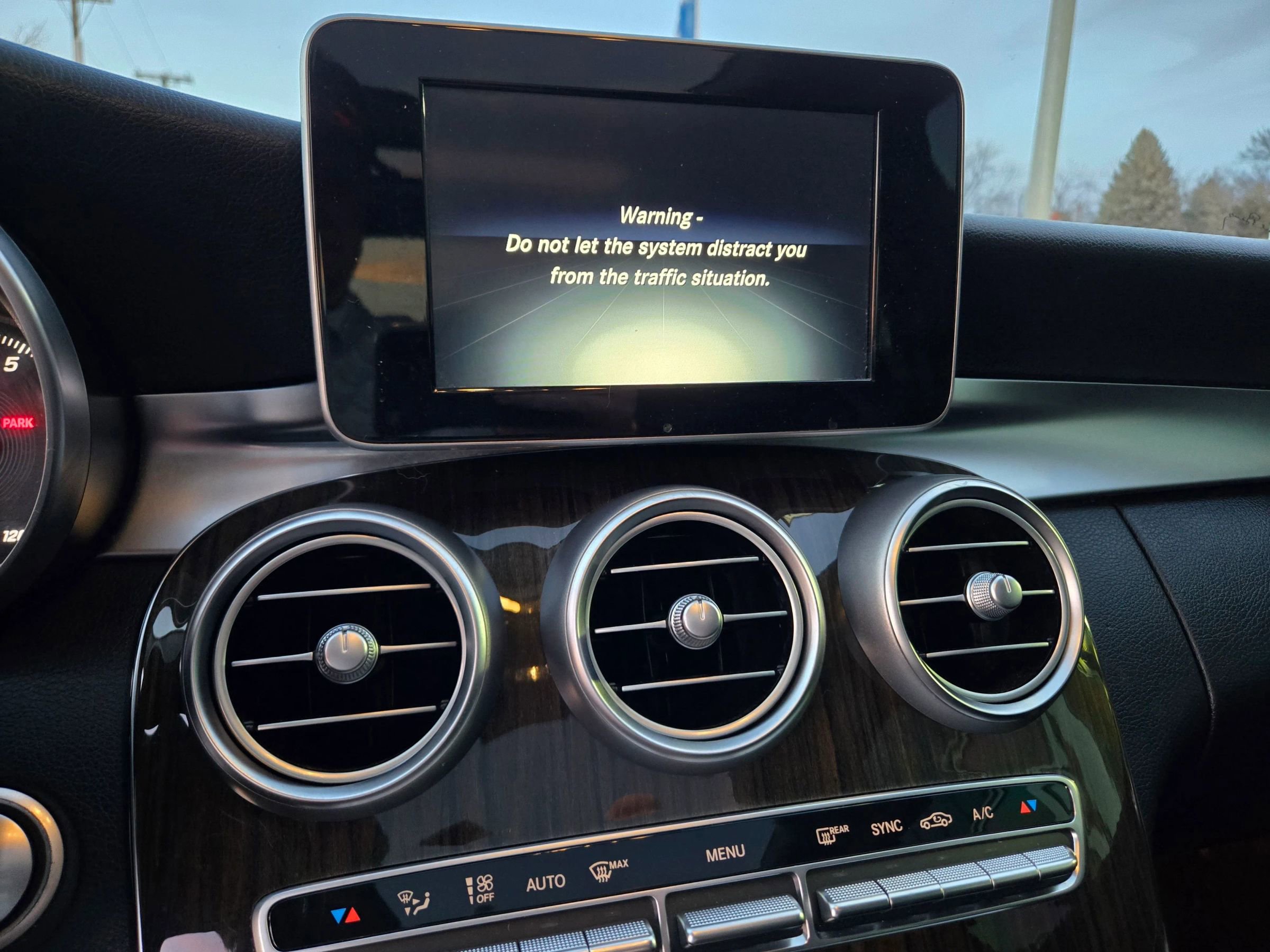 Used 2017 Mercedes-Benz C 300 4MATIC Sedan image 34