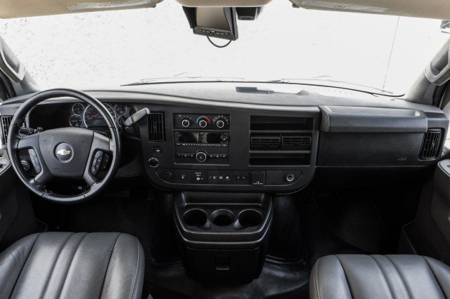 Used 2021 Chevrolet Express 3500 w/ Power Convenience Package RWD image 13