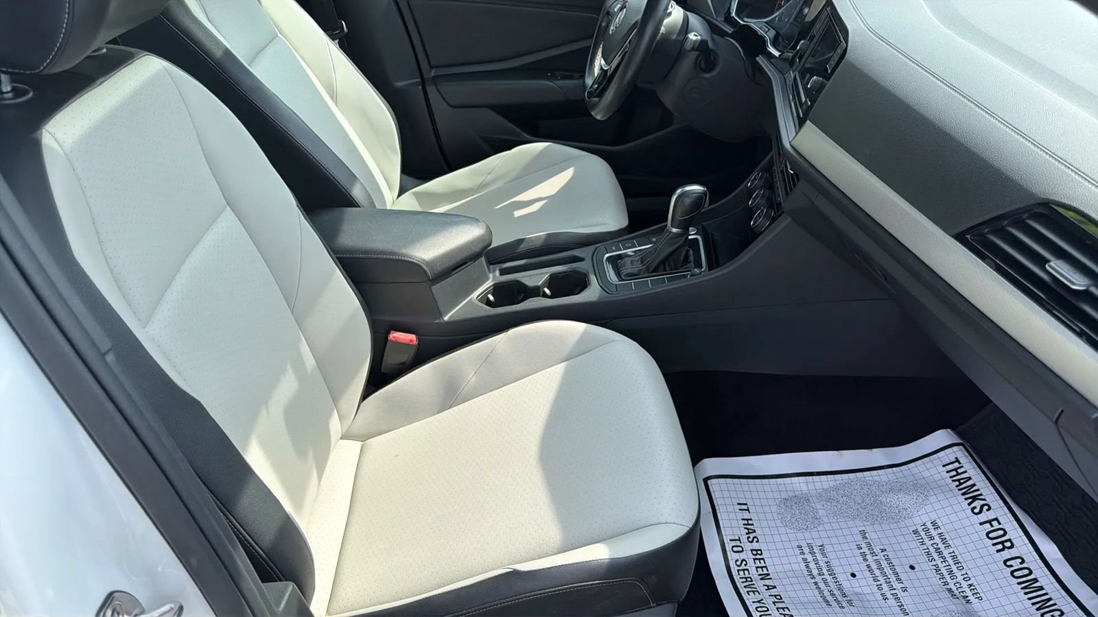 Used 2019 Volkswagen Jetta R-Line FWD image 22